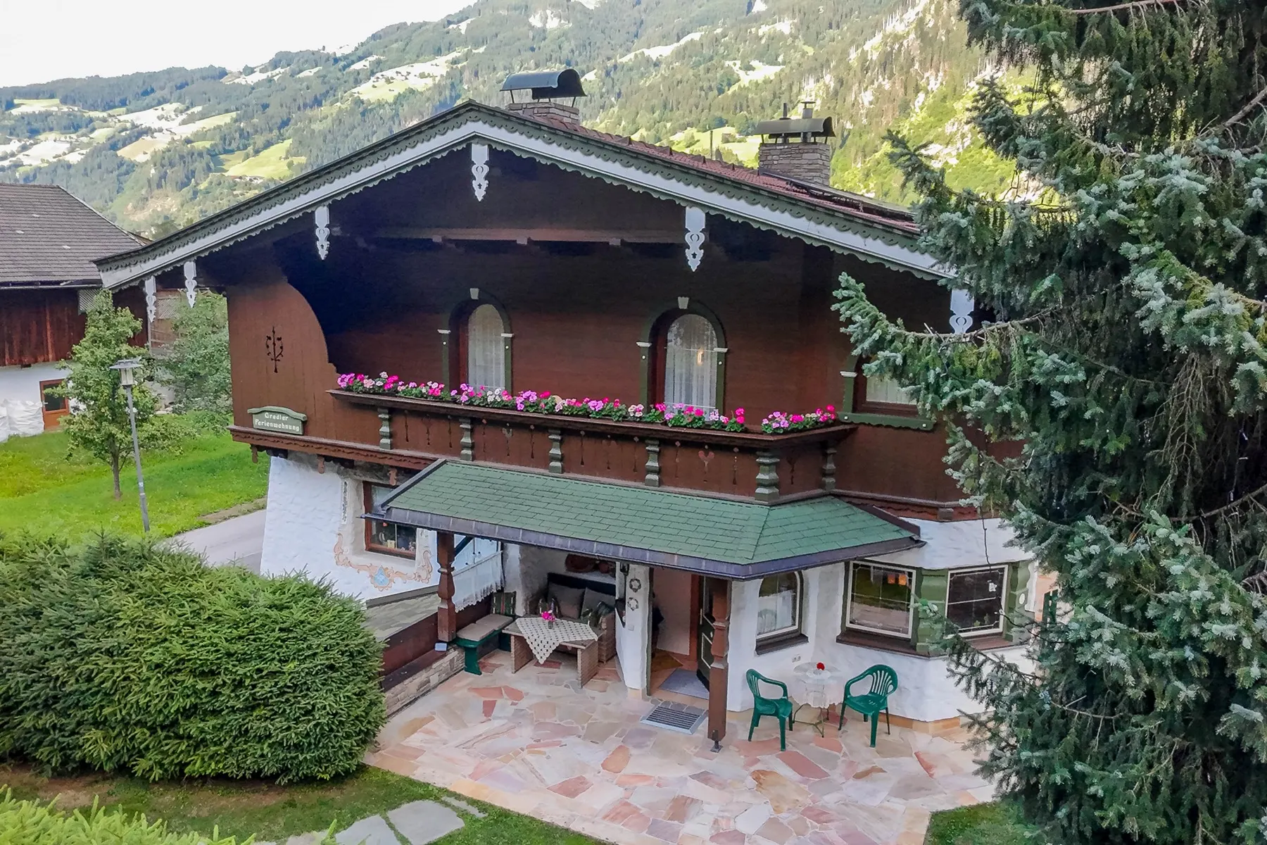Blick auf Mayrhofen und das Zillertal